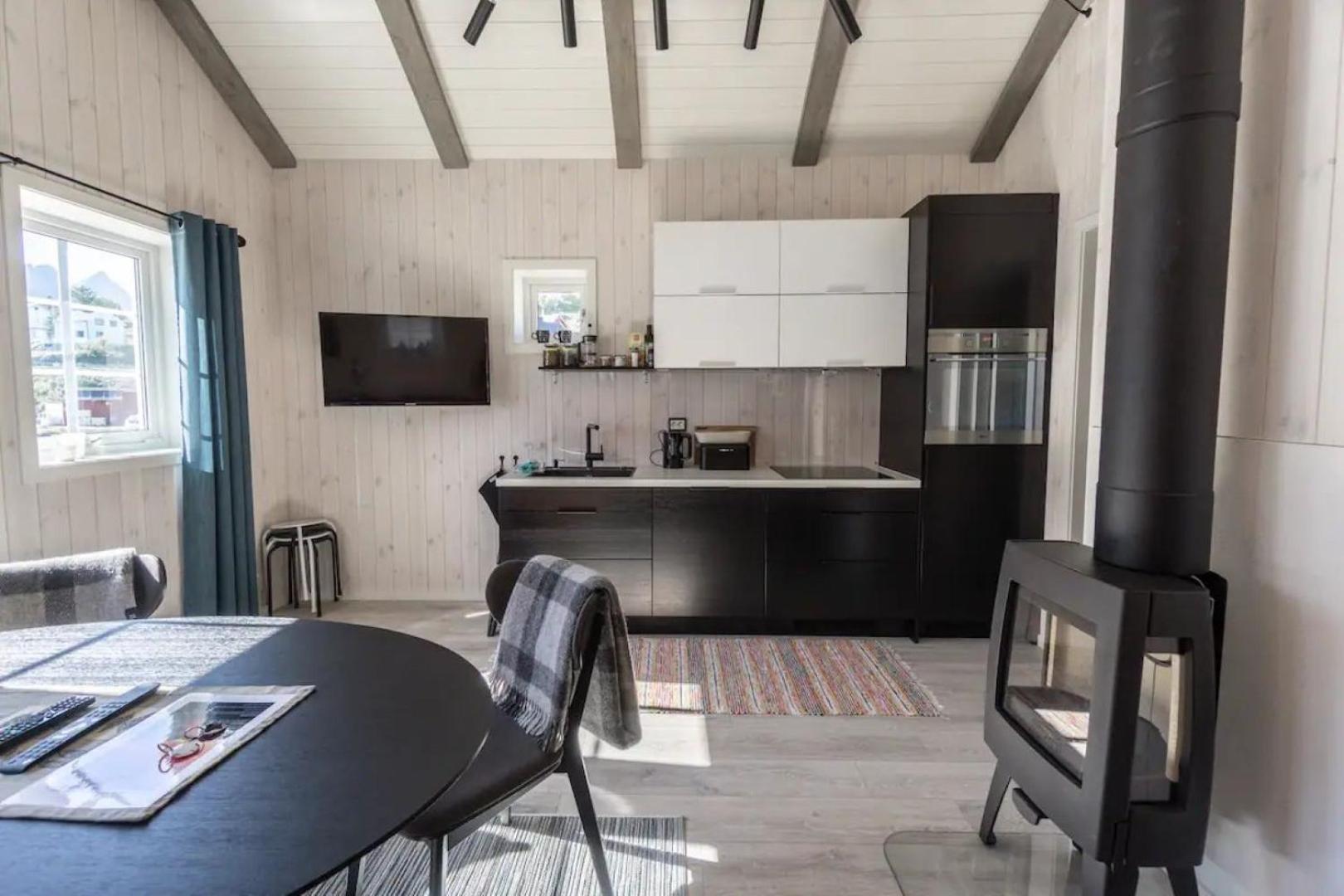 Madelhea Cabin- Seaview Lodge Reine Ngoại thất bức ảnh